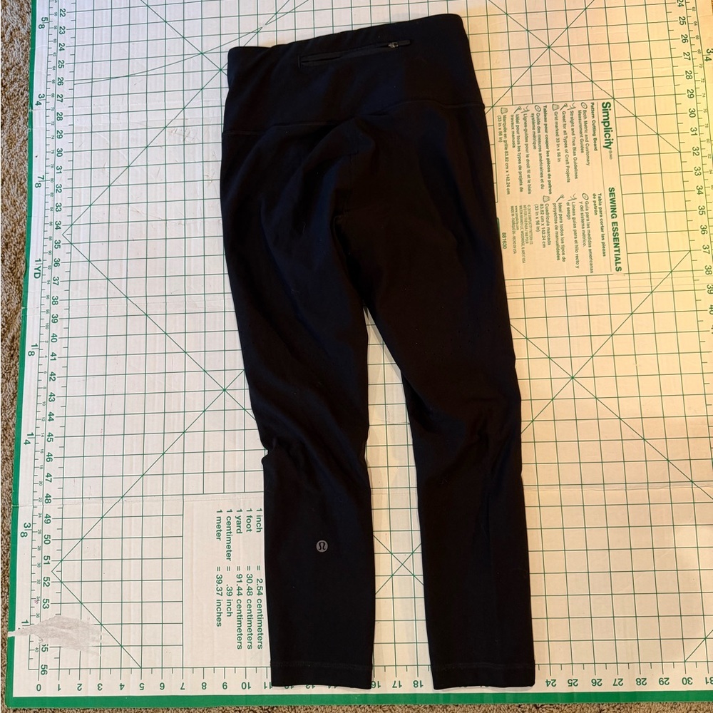 Lululemon black leggings
